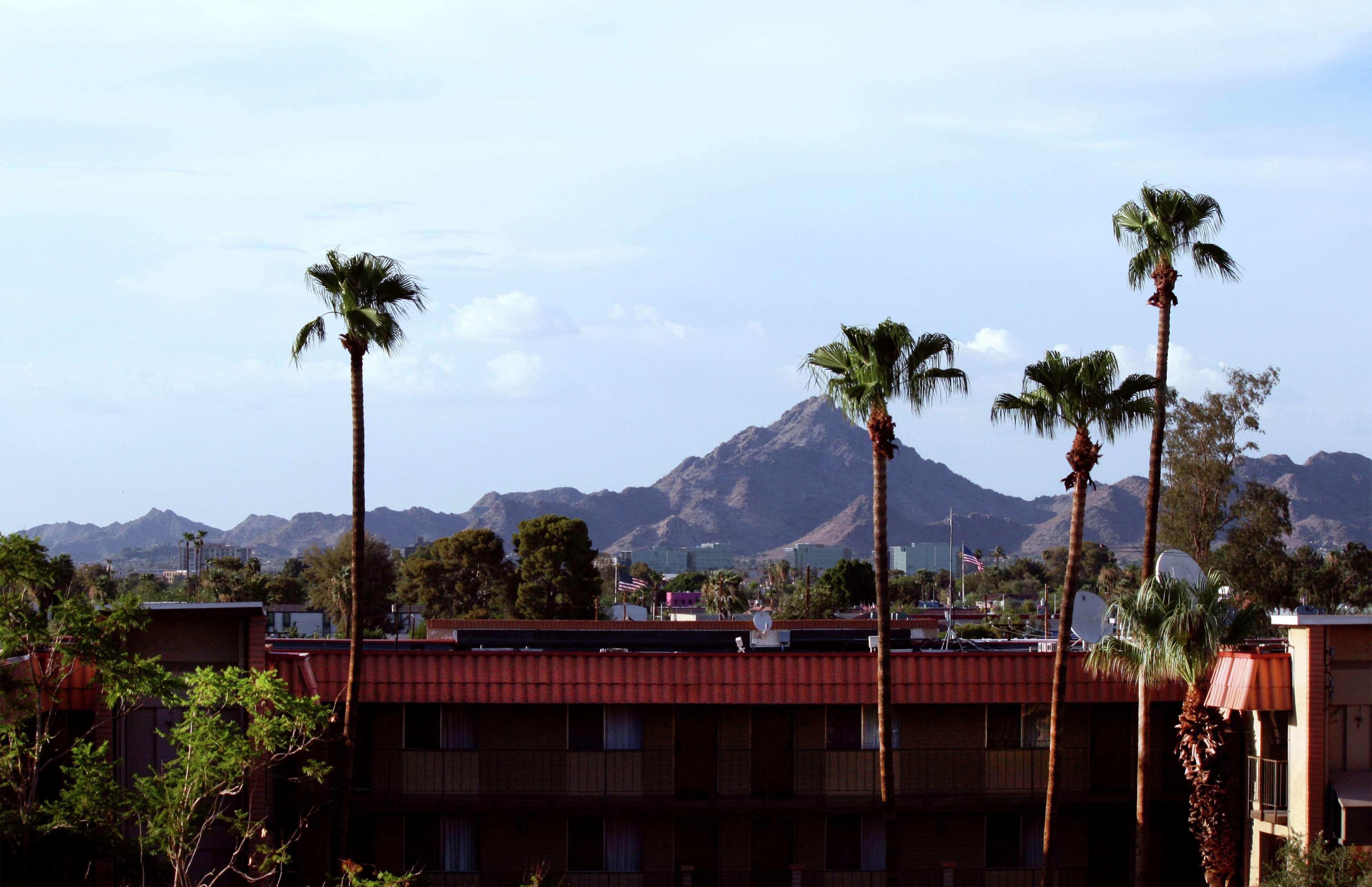 Embassy Suites Phoenix Airport At 24Th Street Exterior foto